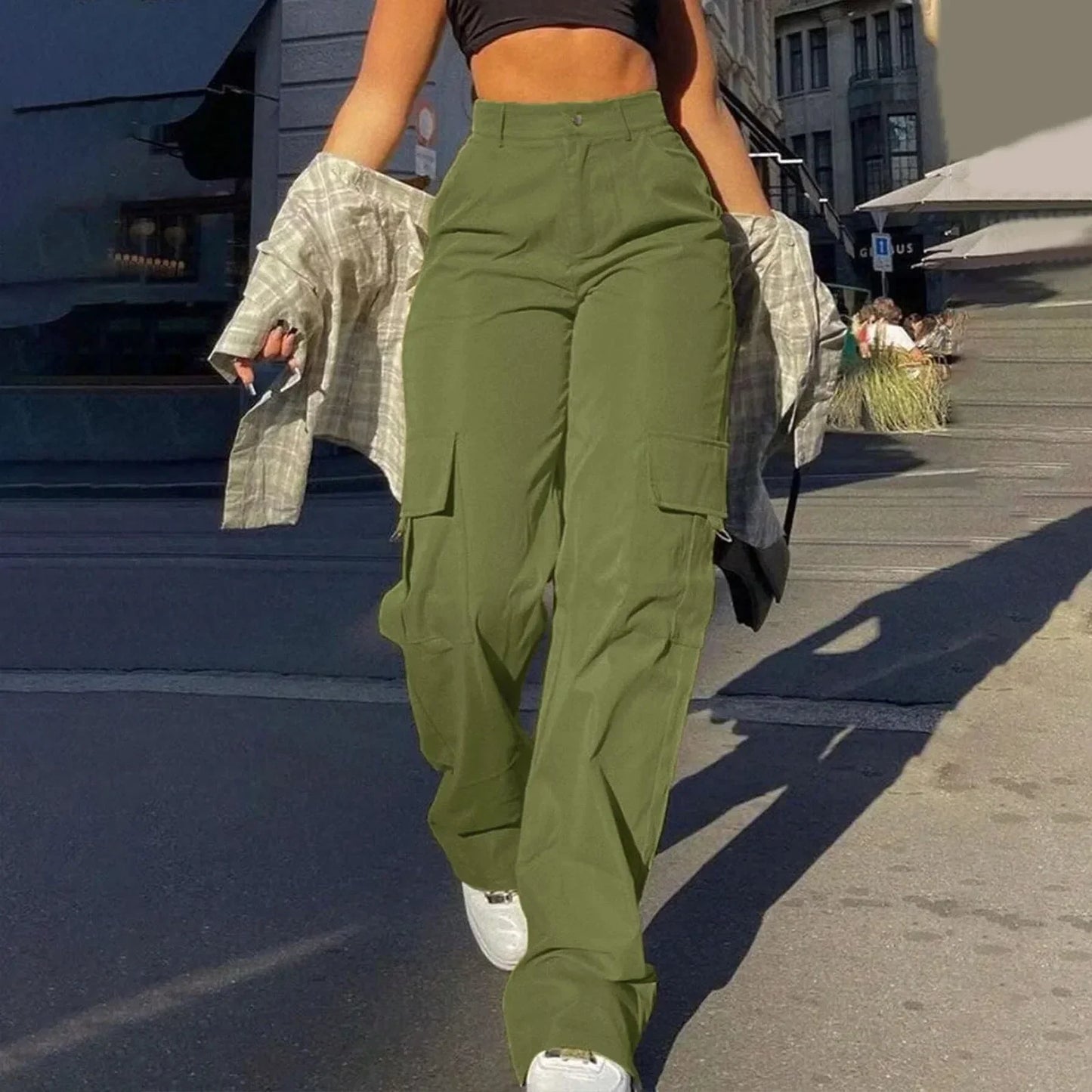 Pantaloni cargo da donna a vita alta con vestibilità morbida – Tessuto strutturato morbido