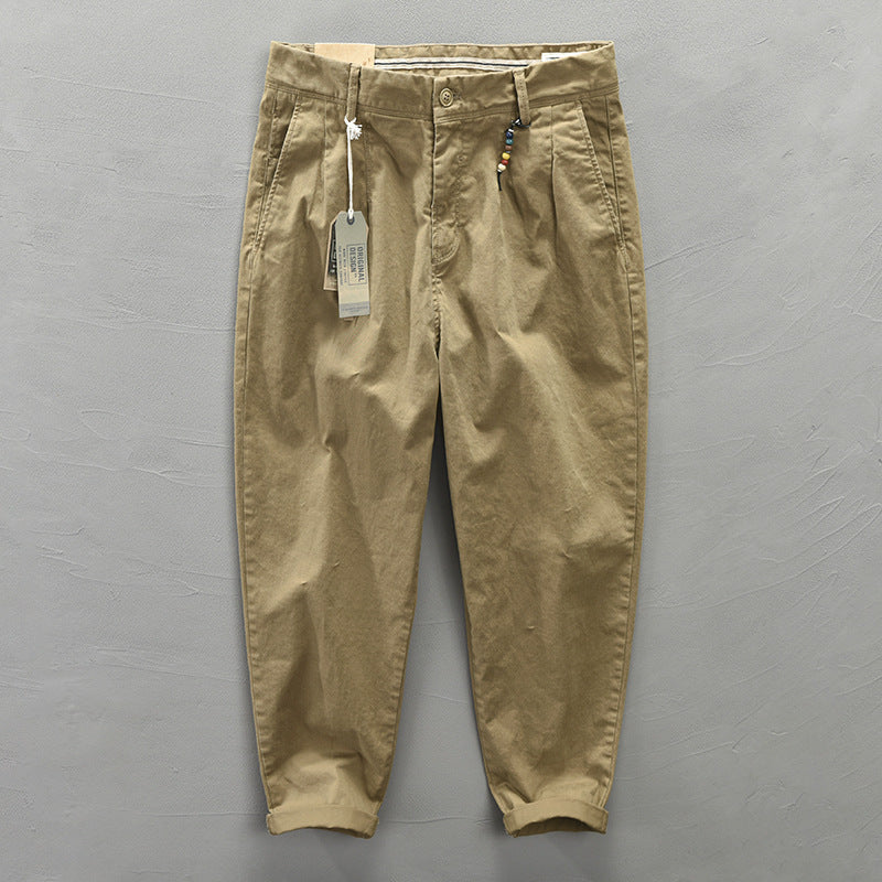 Pantaloni Corti da Uomo con Pince e Fondo Stretto