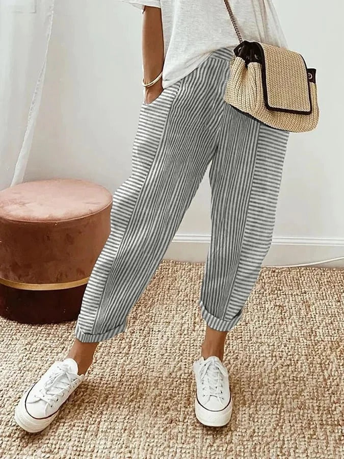 Pantaloni cropped da donna comodi a righe