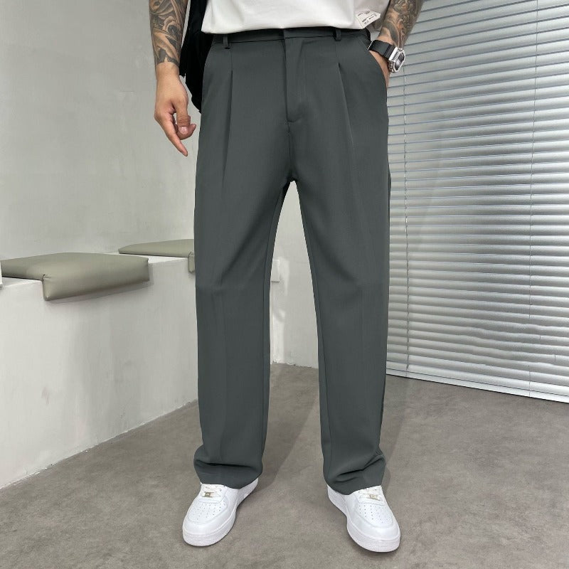 Pantaloni da uomo a gamba larga con pinces