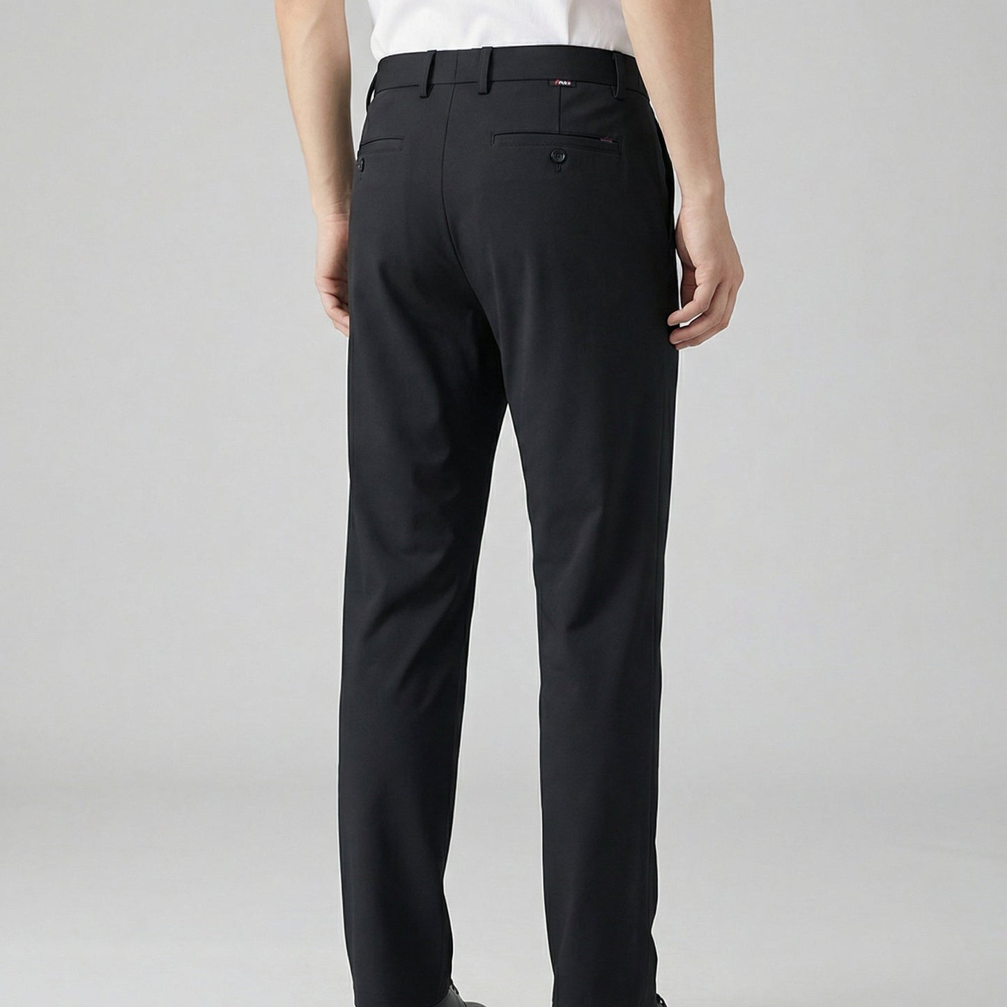 Pantaloni da uomo dal taglio elegante