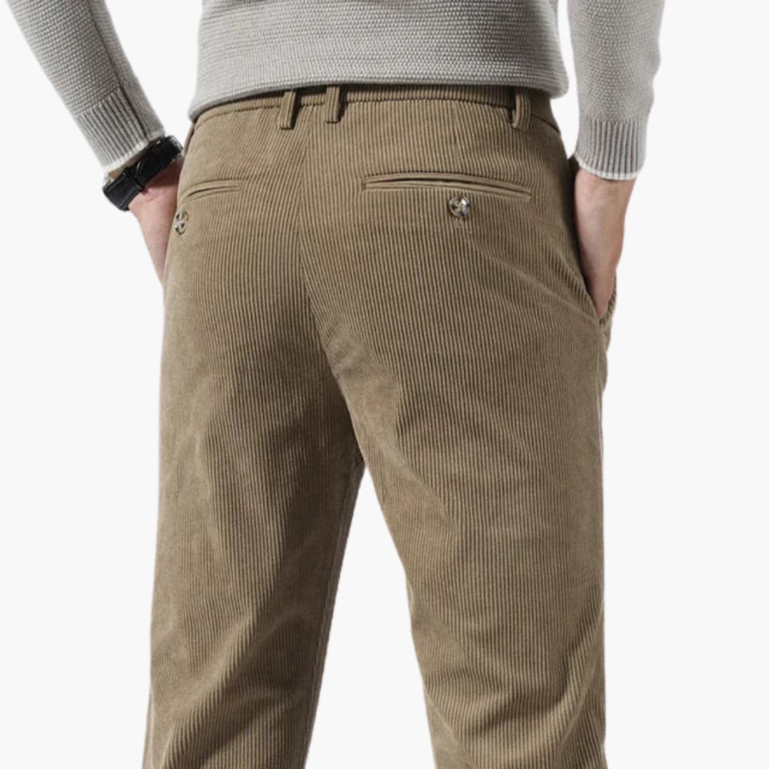 Pantaloni da uomo in velluto a coste a gamba dritta e vestibilità morbida