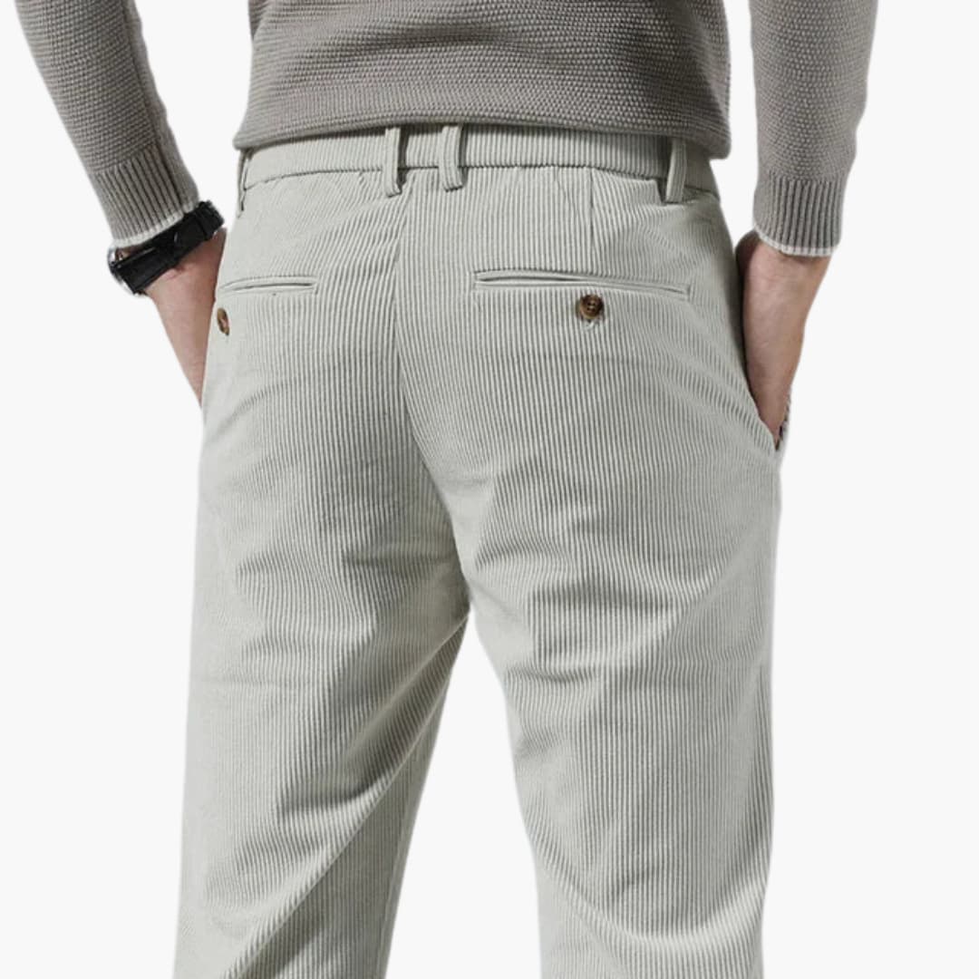 Pantaloni da uomo in velluto a coste a gamba dritta e vestibilità morbida
