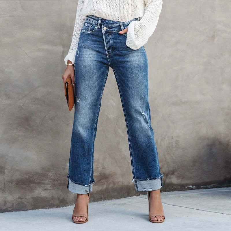 Pantaloni Jeans da Donna a Gamba Dritta con Effetto Usurato
