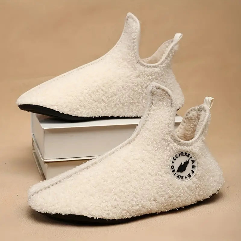 Pantofole da casa morbide ed eleganti per un relax con stile