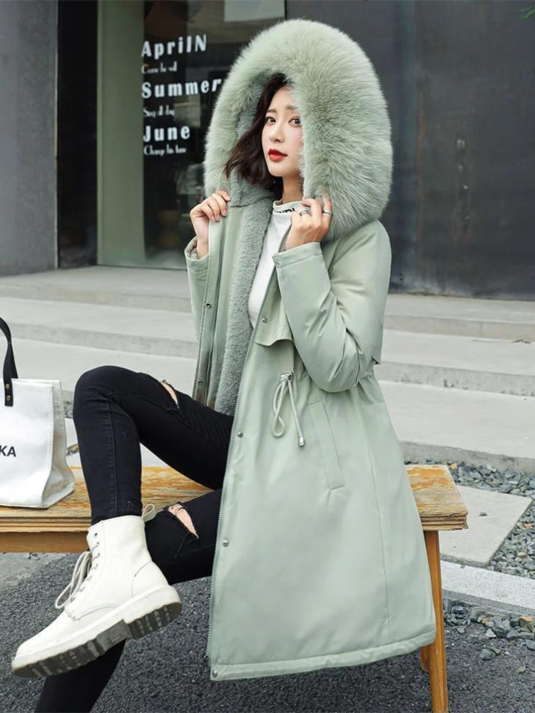 Parka da donna con cappuccio e collo in pelliccia
