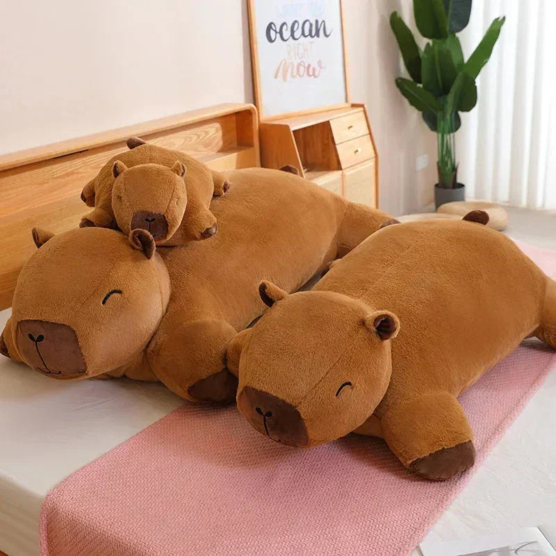 Peluche gigante a forma di capibara
