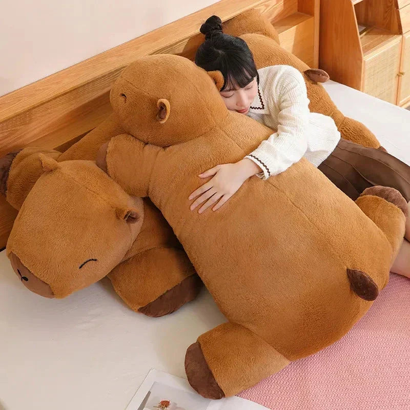 Peluche gigante a forma di capibara