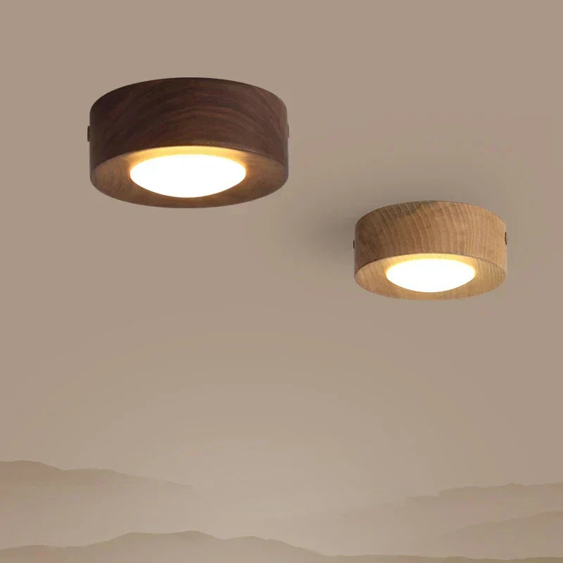 Plafoniera in legno di noce con faretto a LED
