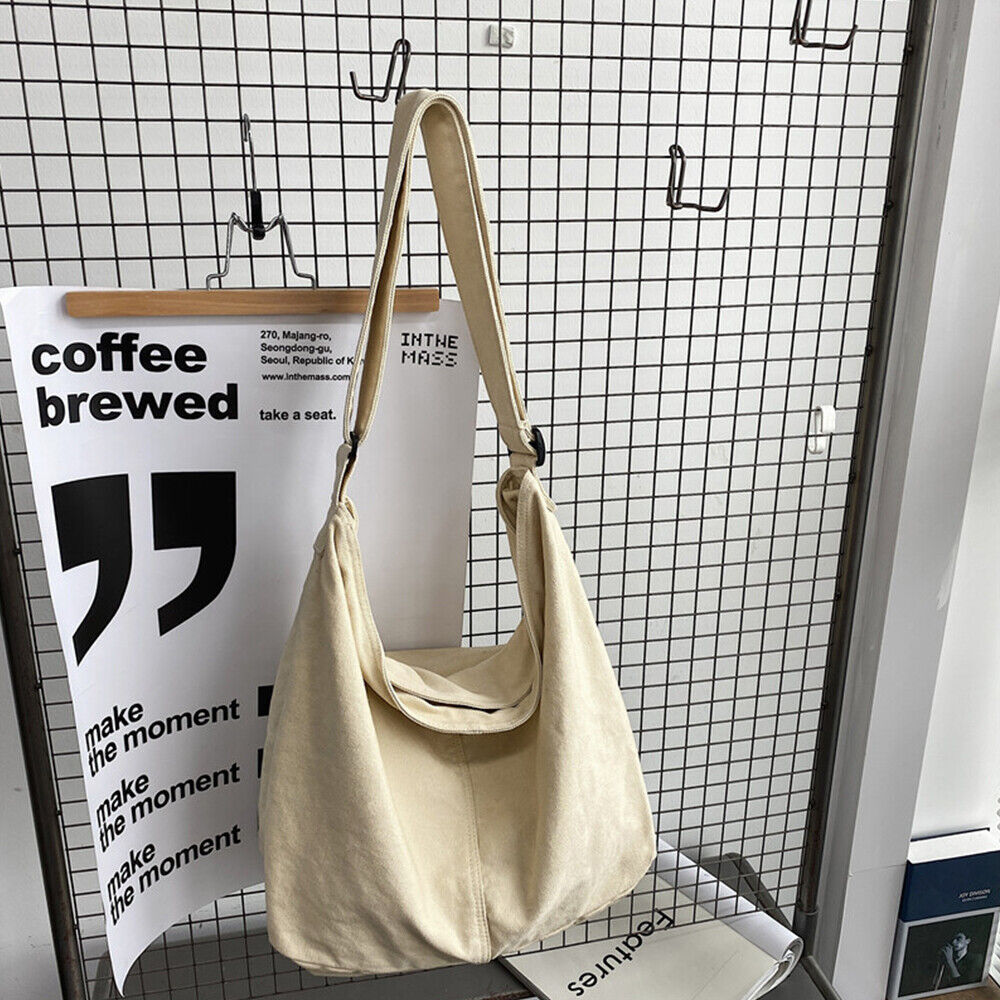 Pratica borsa in nylon resistente