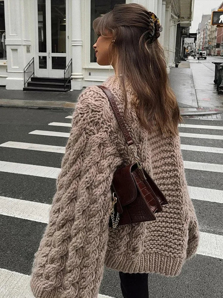 Pullover in maglia spessa e comodo