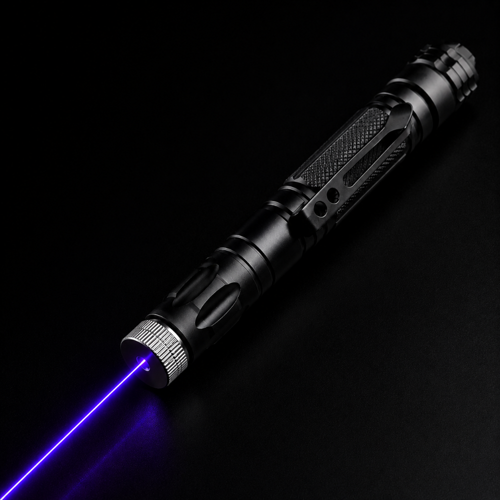 Puntatore laser a batteria con messa a fuoco regolabile - struttura in alluminio a lungo raggio