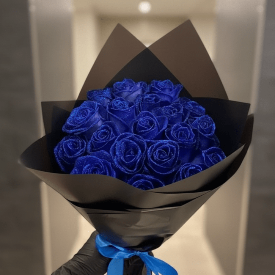 Rosa artificiale brillante per momenti romantici e decorazione della casa