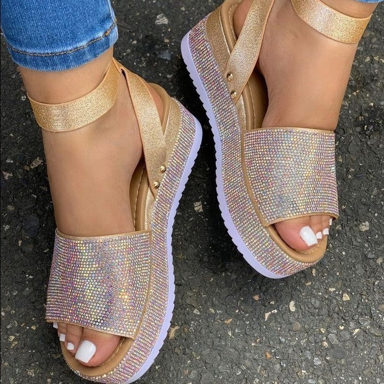 Sandali da donna con platform e strass