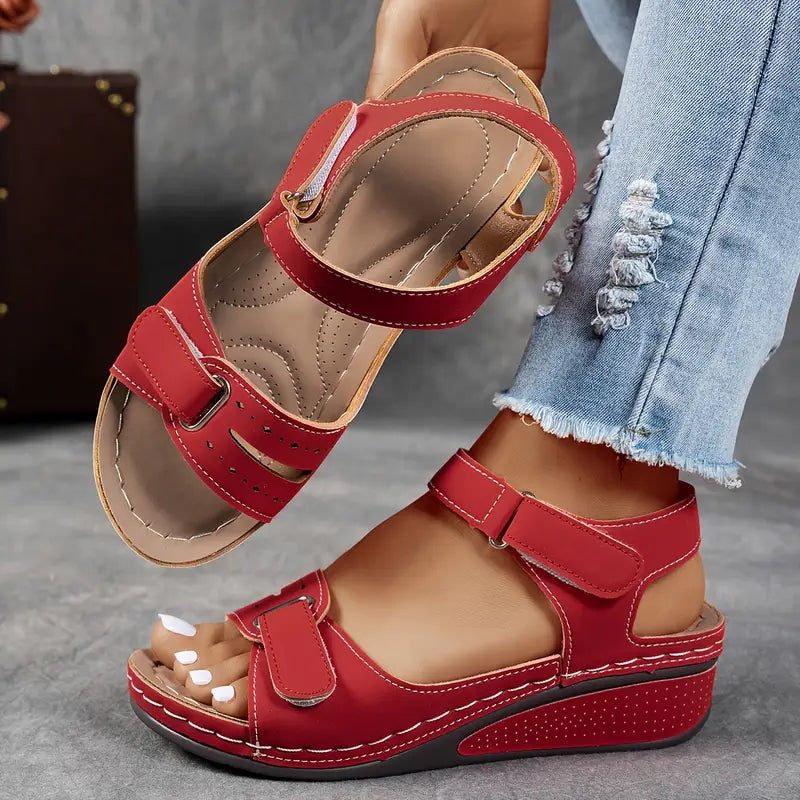 Sandali ortopedici da donna con zeppa e platform