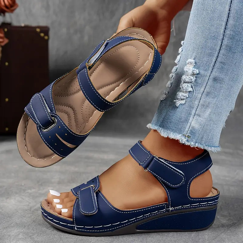 Sandali ortopedici da donna con zeppa e platform