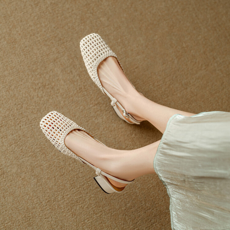 Sandali slingback con design intrecciato ed elegante tacco largo
