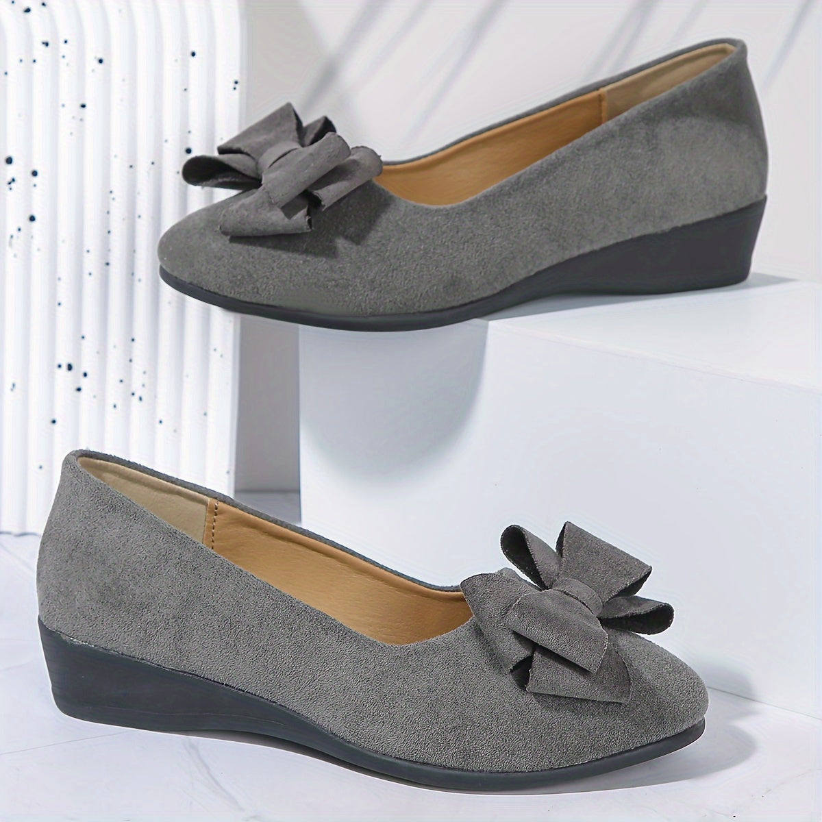 Scarpe da donna con zeppa e fiocco