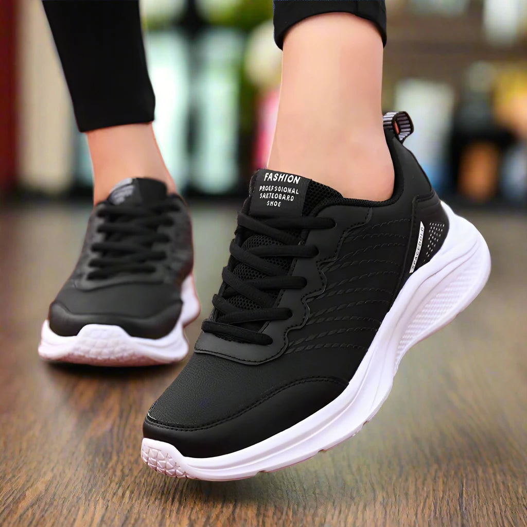 Scarpe da lavoro ergonomiche da donna con suola in gomma antiscivolo e design traspirante