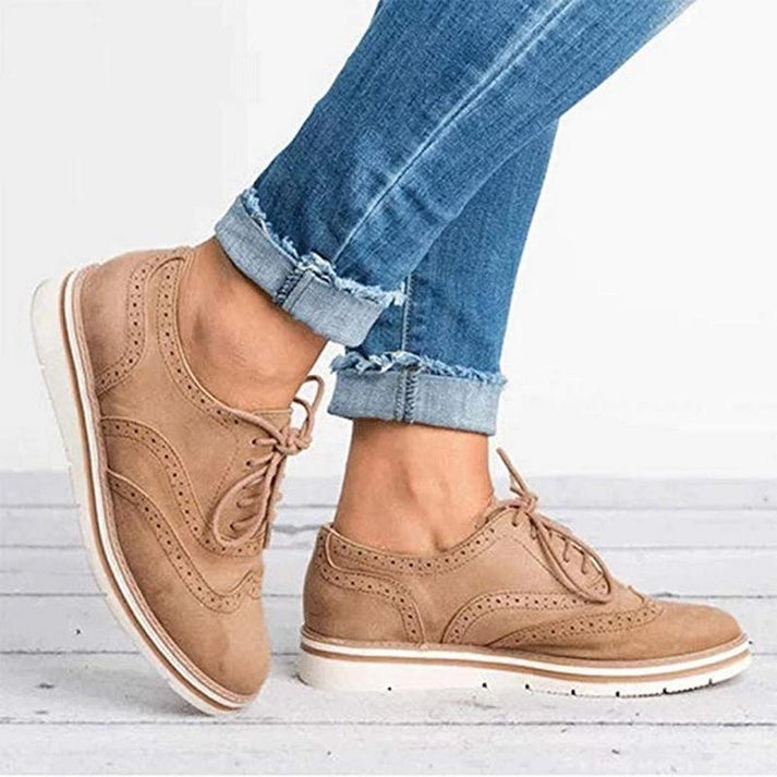 Scarpe francesine stringate