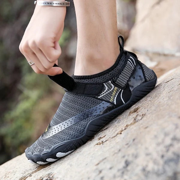 Scarpe impermeabili ergonomiche da uomo e da donna