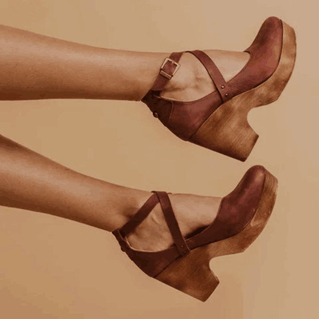 Scarpe ortopediche da donna con tacco