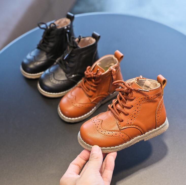 Scarpine Primi Passi Stile Brogue con Suola Morbida da Neonato