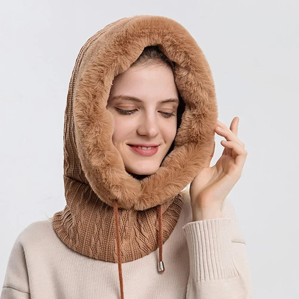 Sciarpa, berretto e cappuccio 3 in 1