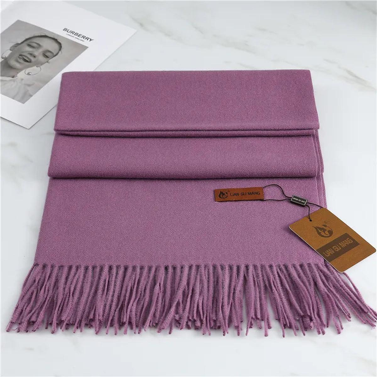 Sciarpa di Lusso in Cashmere – Eleganza, Calore e Comfort