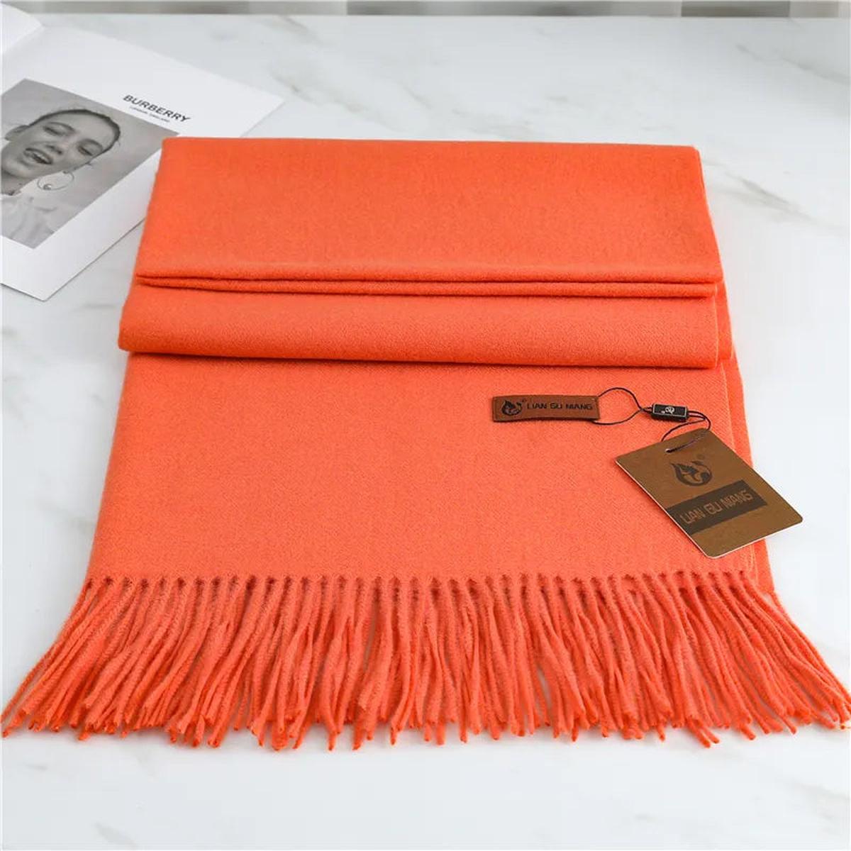 Sciarpa di Lusso in Cashmere – Eleganza, Calore e Comfort