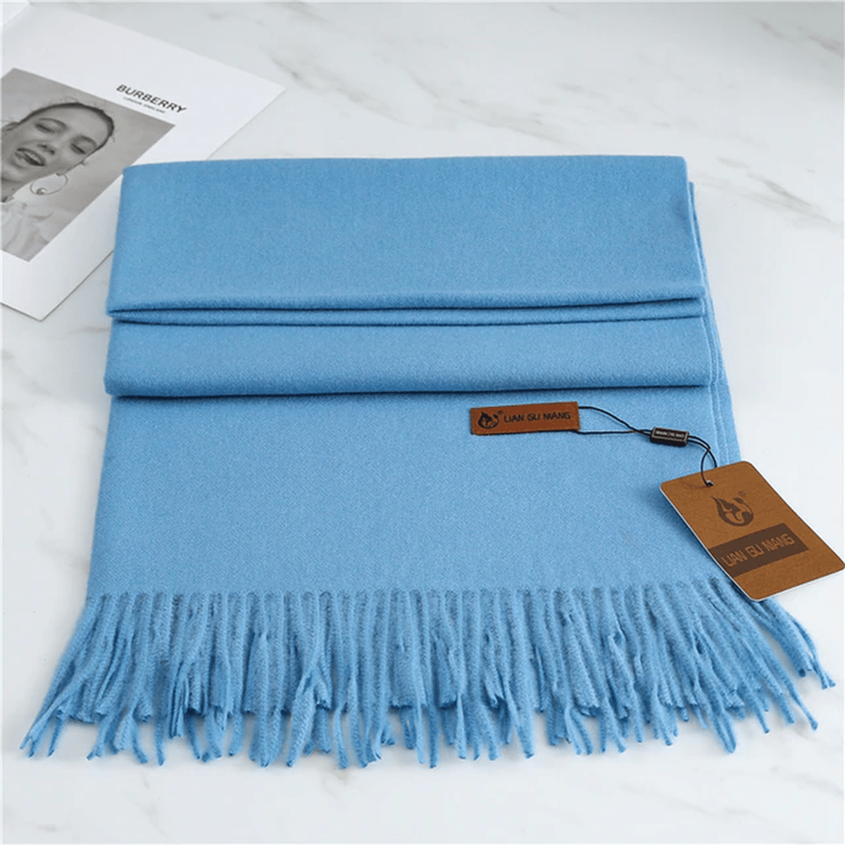 Sciarpa di Lusso in Cashmere – Eleganza, Calore e Comfort