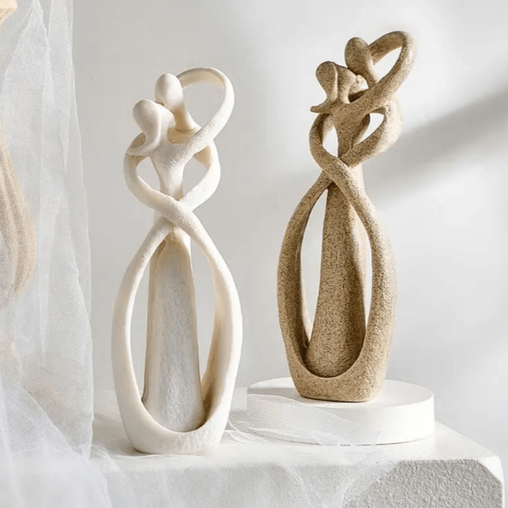 Scultura astratta dell'amore senza tempo