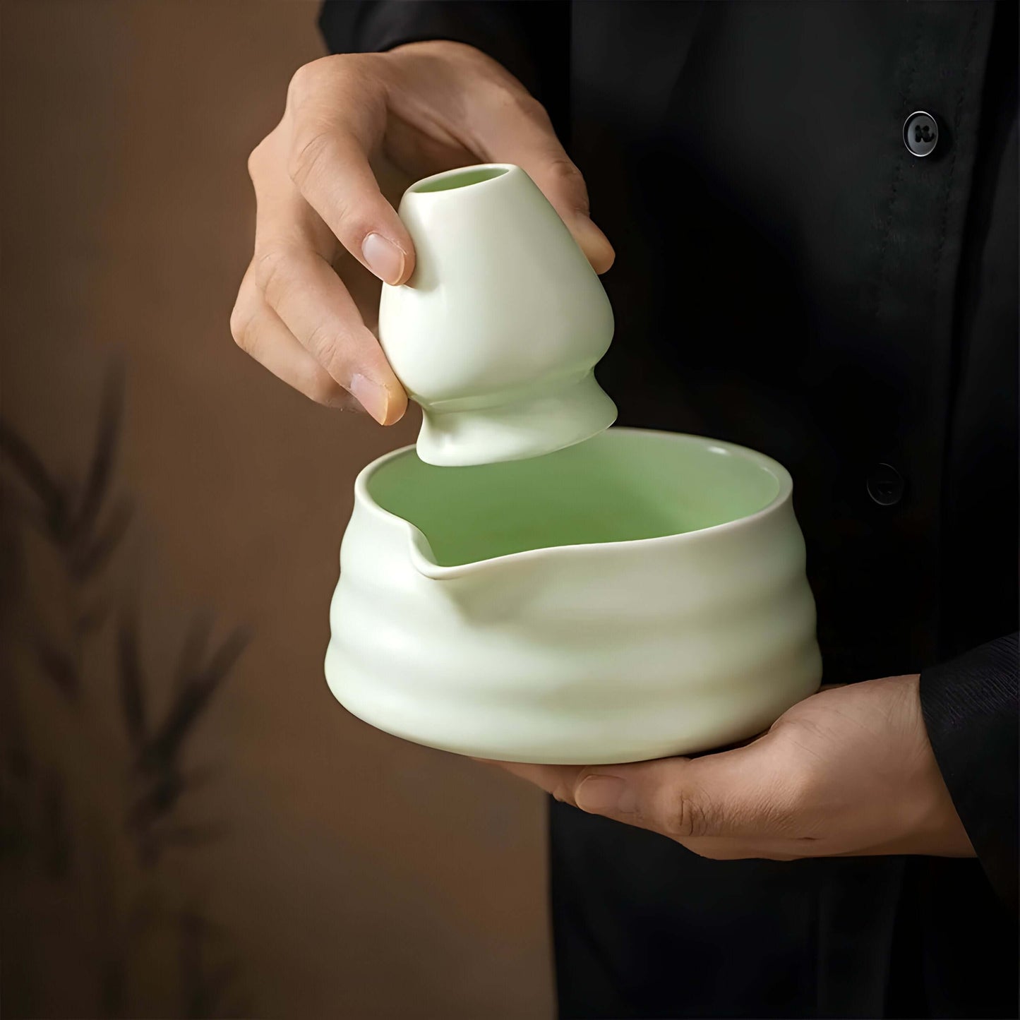 Set tradizionale per la preparazione del matcha con ciotola da casa