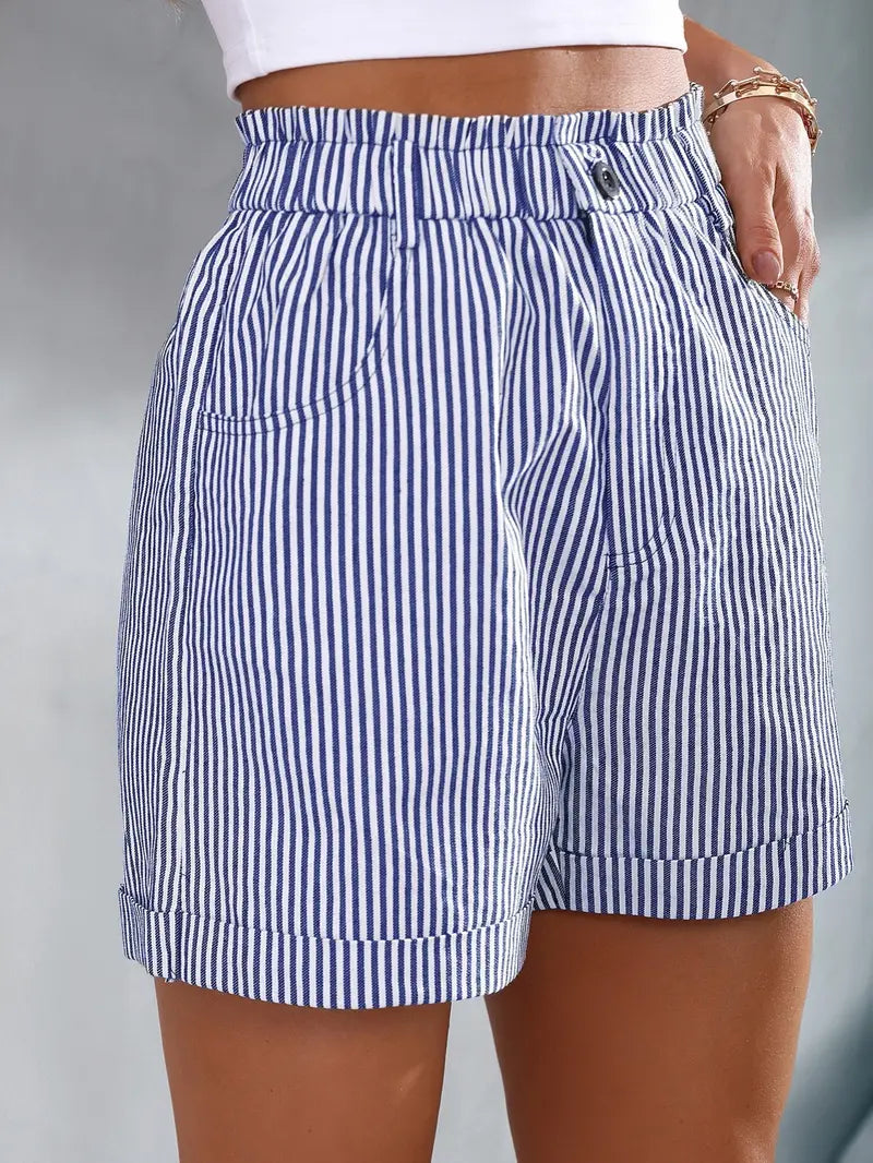 Shorts a righe con tasche oblique