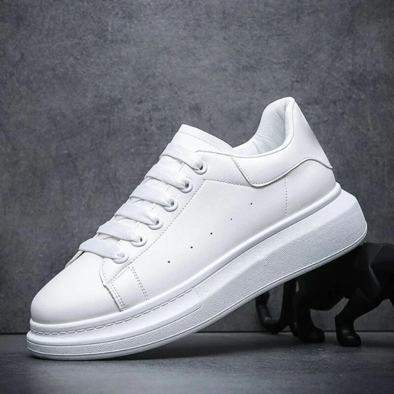 Sneaker estive alla moda con plateau e suola chunky