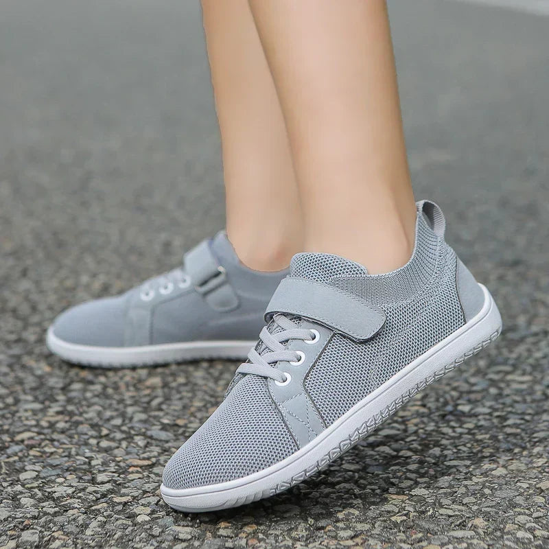 Sneakers Barefoot per Bambini con Pianta Larga e Chiusura Pratica in Velcro