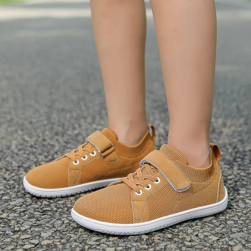 Sneakers Barefoot per Bambini con Pianta Larga e Chiusura Pratica in Velcro