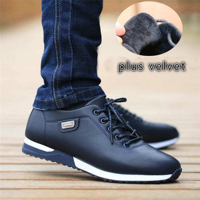 Sneakers casual con fodera da uomo