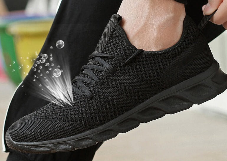 Sneakers da uomo in mesh traspirante