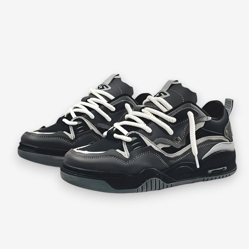 Sneakers stringate con suola spessa e motivo geometrico