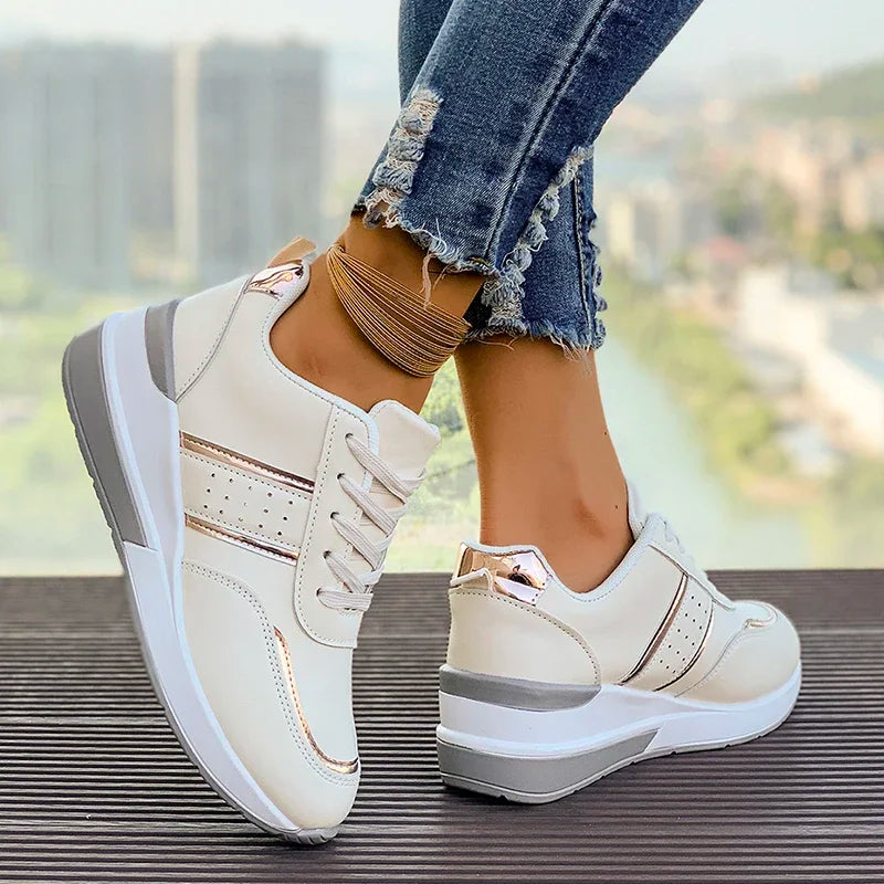 Sneakers stringate da donna – Colorblock
