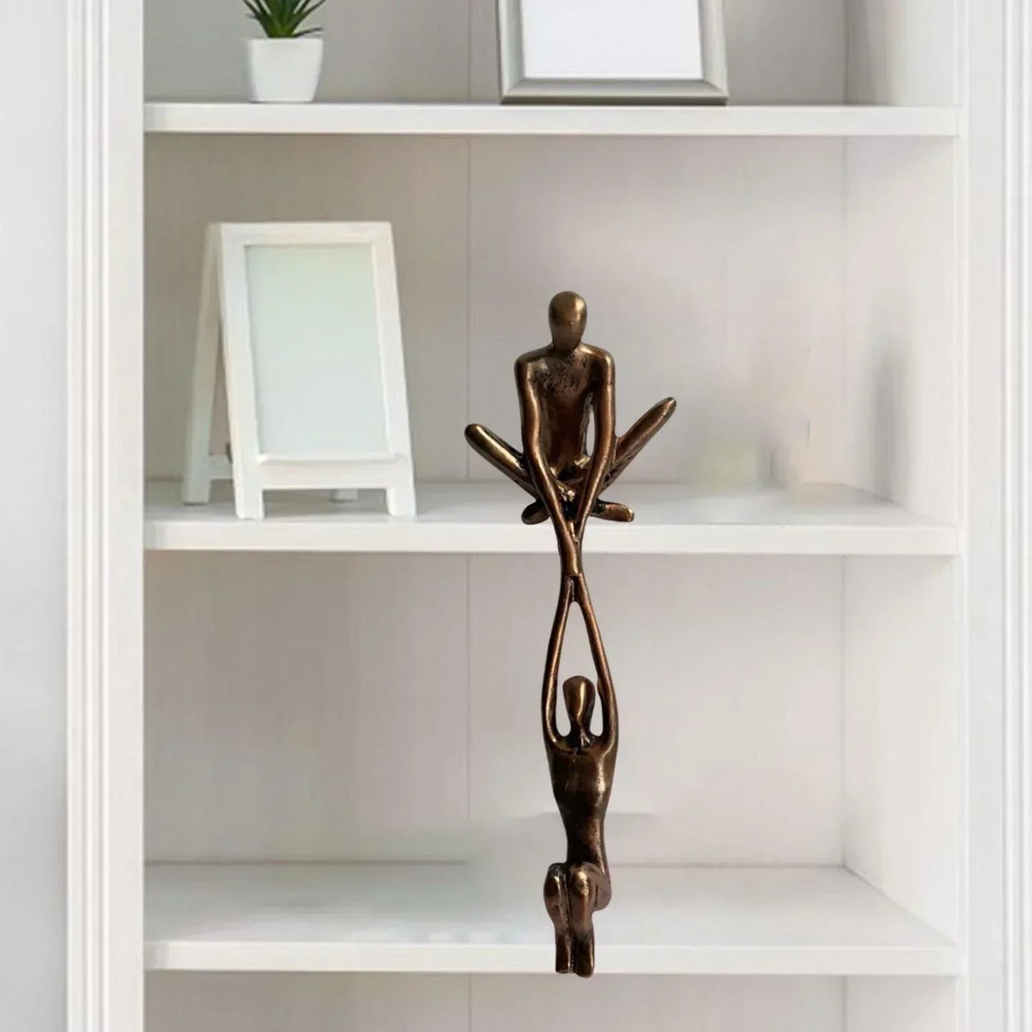 Statuetta Scultorea Amore Eterno e Forza - Decorazione Unica per la Casa
