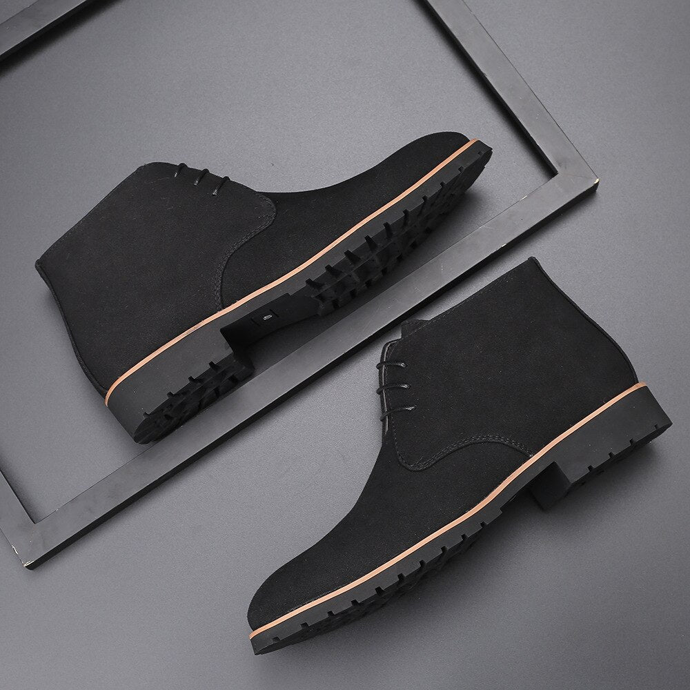 Stivaletti casual stringati