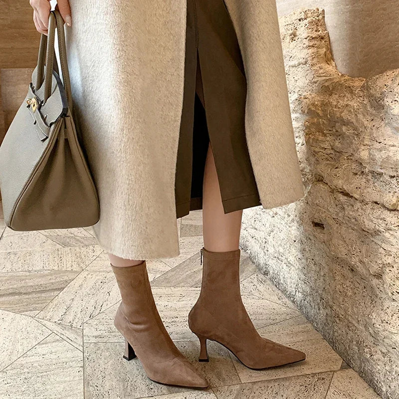 Stivaletti da Donna con Tacco e Punta Affusolata