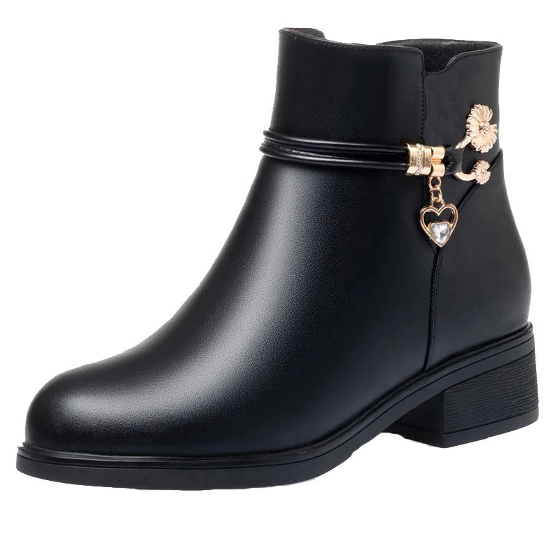 Stivaletti da donna in morbida pelle con strass