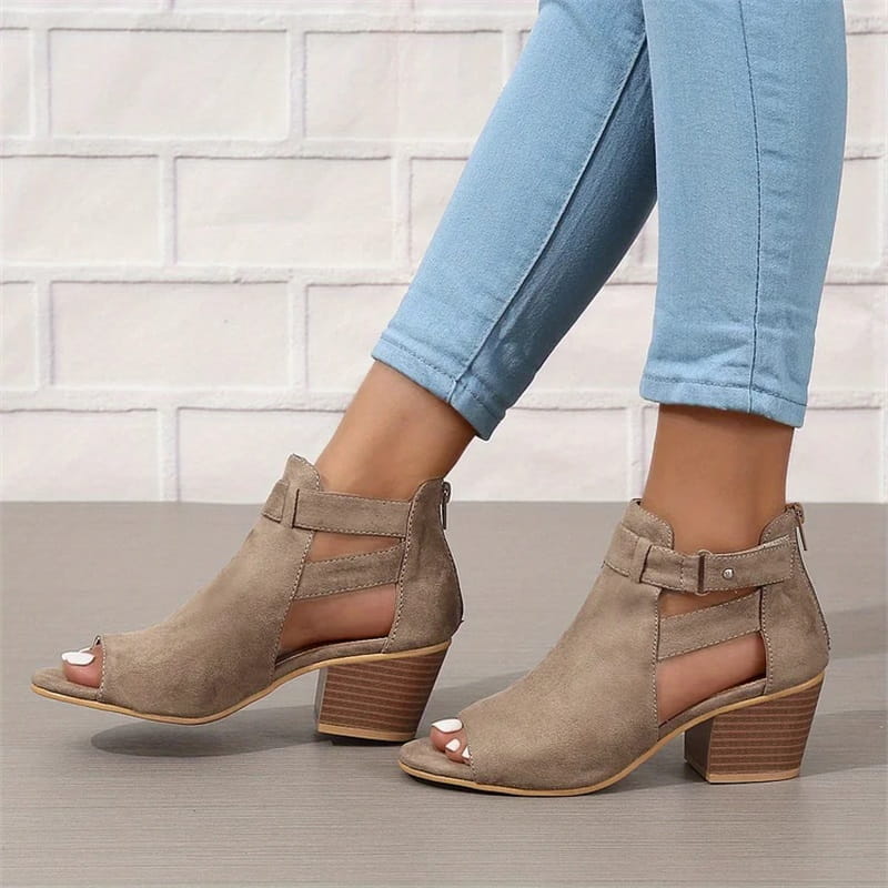 Stivaletti spuntati da donna Peep Toe