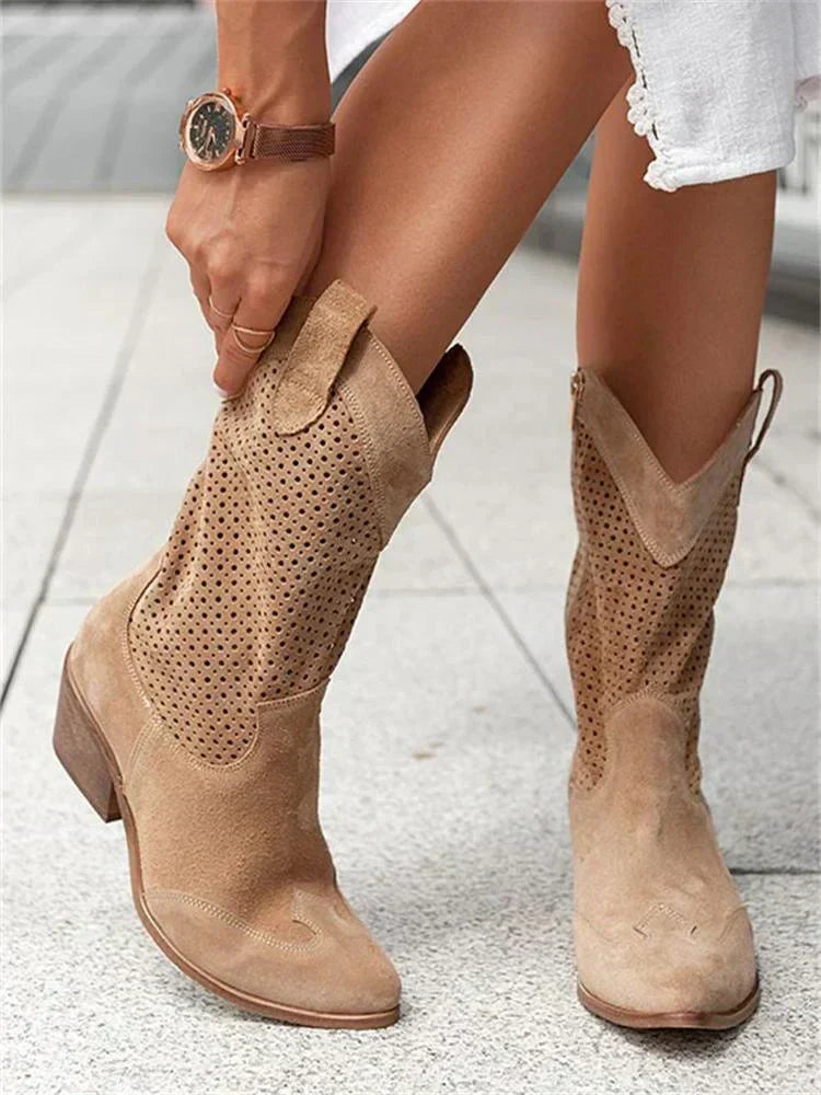 Stivali traforati in stile western