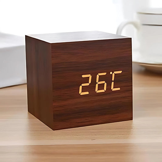 Sveglia digitale a LED a forma di cubo dal design moderno