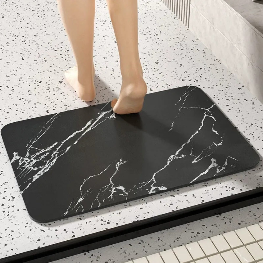 Tappetino da bagno antiscivolo in diatomite ad asciugatura rapida con motivo marmorizzato