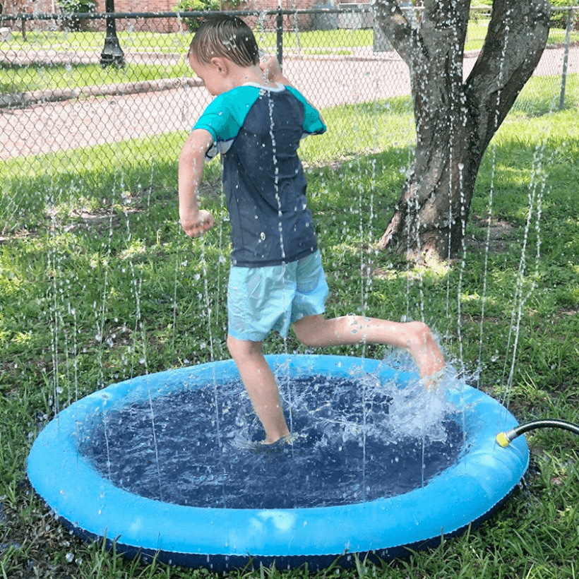 Tappetino Rinfrescante con Gioco d'Acqua per Cani – Per Rinfrescarsi e Giocare nel Calore Estivo!